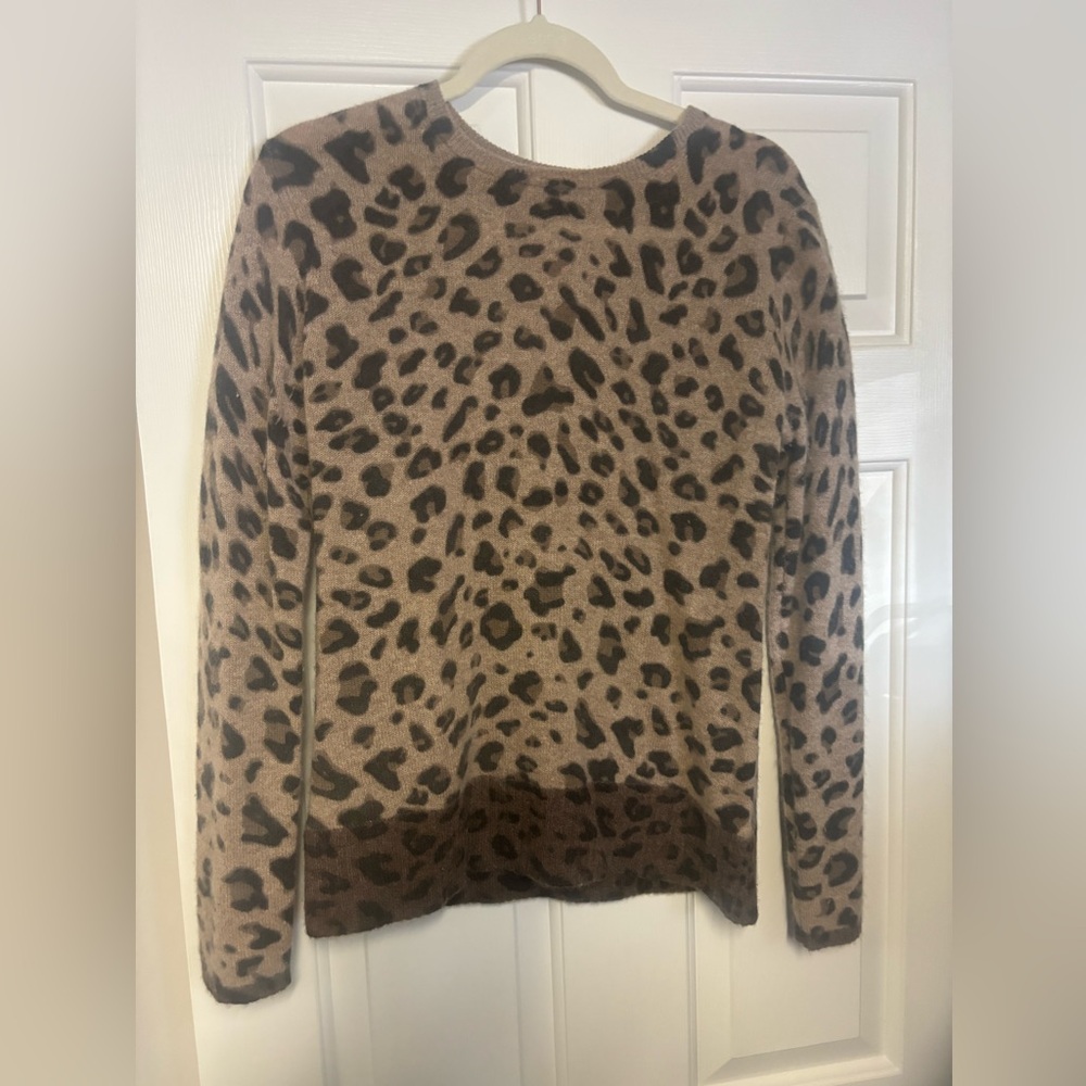 Magaschoni Beige Leopard Cashmere Sweater